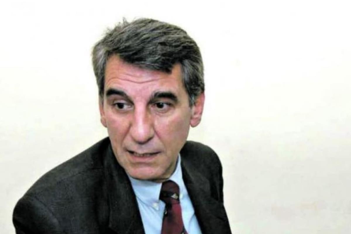 El polémico juez Francisco Pisa, cuestionado por su desempeño en el caso de la docente asesinada en Tucumán por su acosador, presentó su renuncia condicionada para jubilarse con el beneficio del 82% móvil. El futuro del magistrado quedó en manos del gobernador Juan Manzur, quien debe resolver si ace