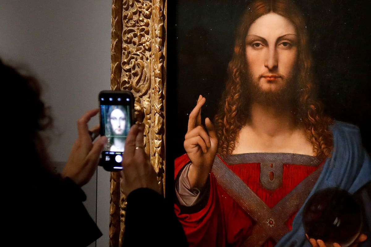 El polémico Salvator Mundi (versión Ganay), restaurado hace unos años, parte de la gran exposición con más de 150 obras