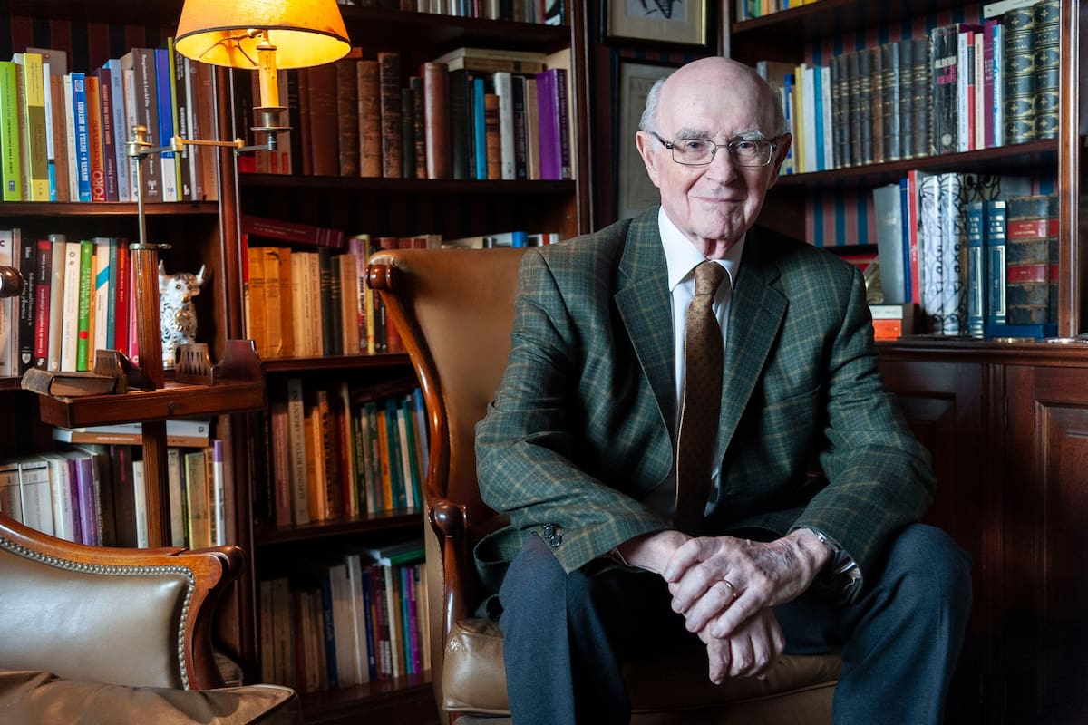 El politólogo e historiador Natalio Botana sostiene que los Montoneros estrenaron "la década más negra que vivió el país en todo el siglo XX"