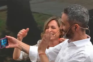 El Pollo Álvarez sorprendió a Borghi: "¿Estás escuchando música?"