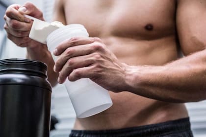 El polvo debe ser mezclado con agua