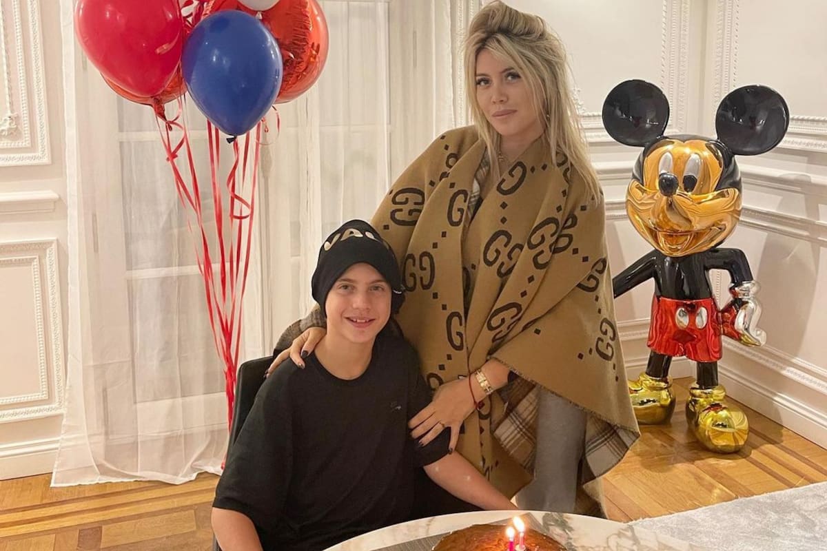 El poncho que Wanda Nara lució para el cumpleaños de su hijo Valentino