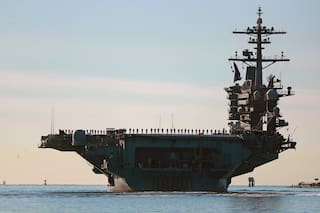 EE.UU. envía portaaviones a Oriente Medio tras reportes de problemas de salud mental en otro barco