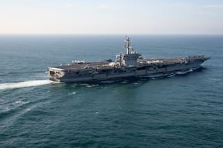 El portaaviones USS Washington llega a Oriente Medio y releva al Lincoln tras largo despliegue