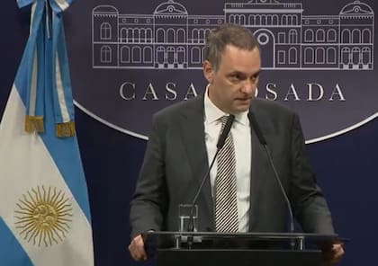 El portavoz del Gobierno, Manuel Adorni