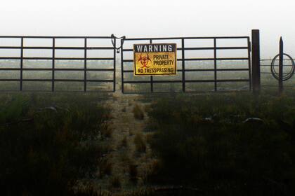 El portón de entrada al rancho Skinwalker en Utah, Estados Unidos, que advierte sobre los peligros de cruzar y adentrarse en el lugar