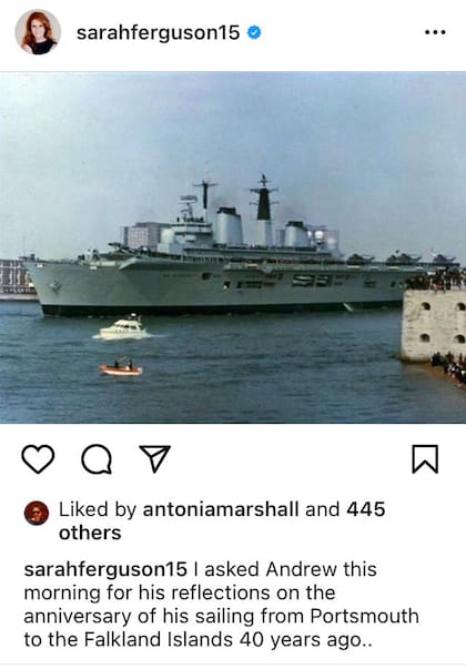 El posteo de Sarah Ferguson, con la foto del portaaviones HMS Invencible, que precedió a la carta del príncipe Andrés