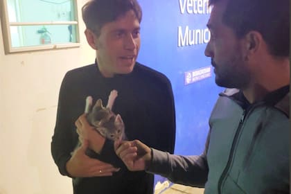 El precandidato a gobernador bonaerense amplió la familia en su visita a Berazategui