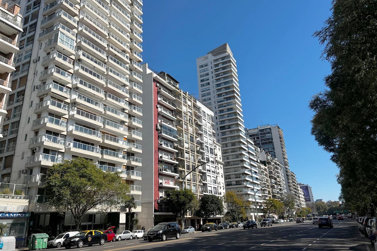 El precio del m² de un dos ambientes promedio en la Ciudad se ubica en los US$2449