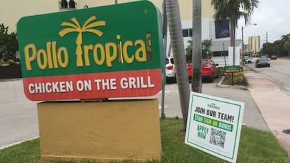 El precio promedio para una comida que va un paso por arriba del fast food puede rondar de US$12 y US$18
