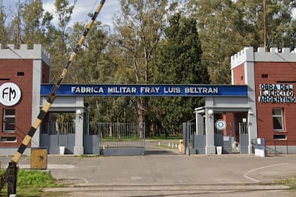 El predio de Fabricaciones Militares "Fray Luis Beltrán" es ahora una "zona militar"