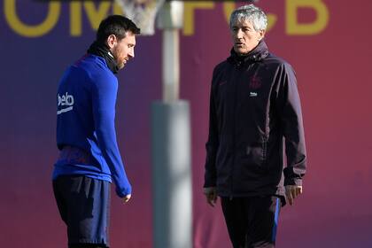 El presente de Barcelona, con Quique Setién al mando, no es el mejor. El entrenador tiene contrato con el club hasta 2021