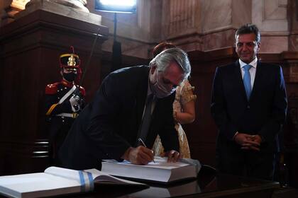 Alberto Fernández