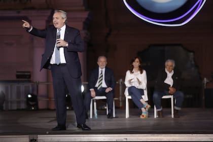 El presidente Alberto Fernández al cierre del acto por el Día de la Democracia