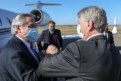 El presidente Alberto Fernández con el gobernador de La Pampa, el peronista Sergio Ziliotto
