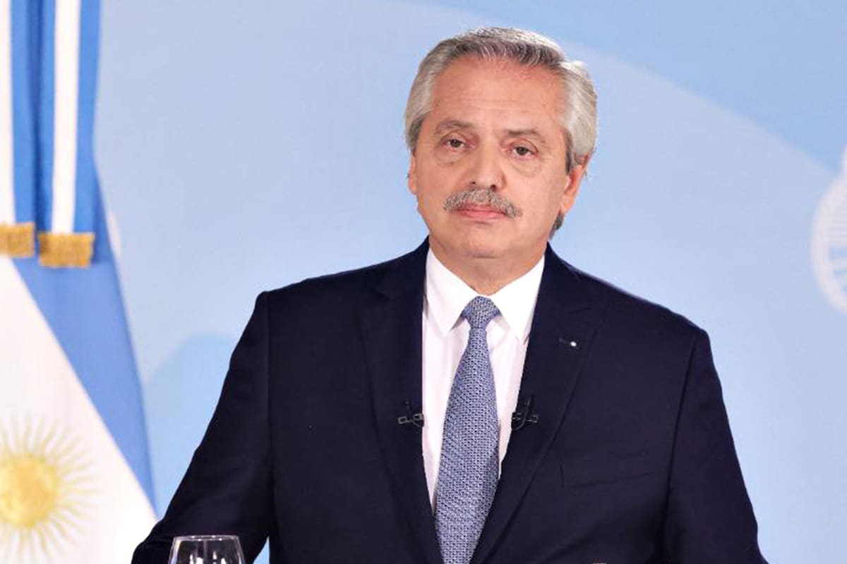 El presidente Alberto Fernández durante los anuncios por las nuevas restricciones