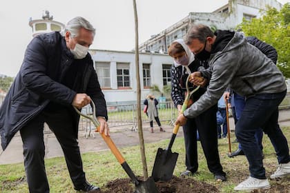 El presidente Alberto Fernández durante un acto en la exESMA