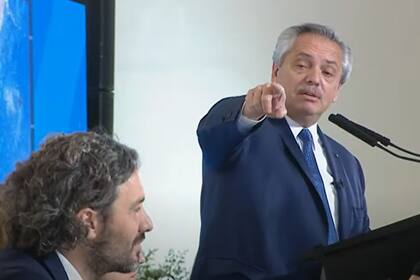 El presidente; Alberto Fernández; encabeza la Mesa de Trabajo Interministerial "Agenda Malvinas 40 años"