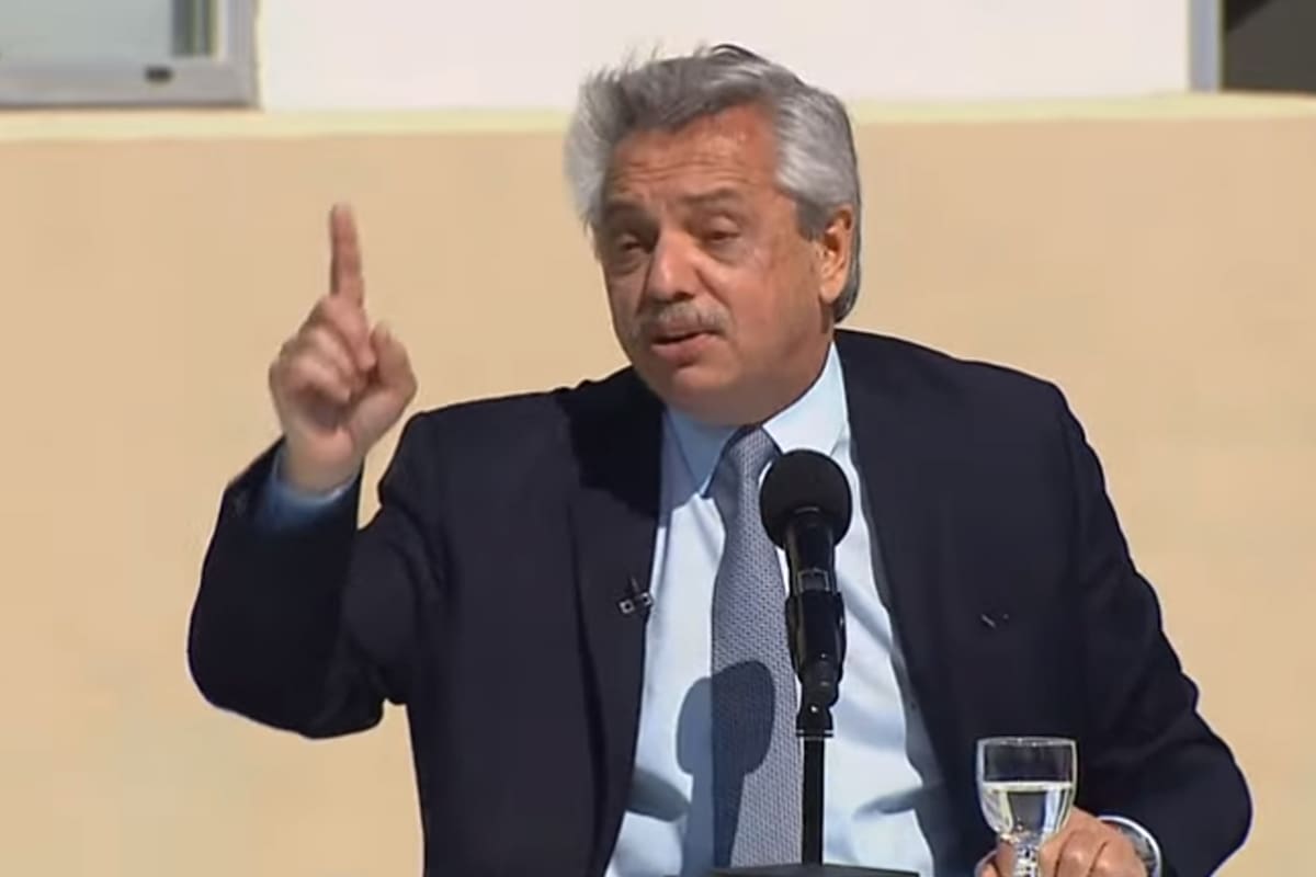 El Presidente Alberto Fernández encabeza un acto en el Parque Industrial Hudson