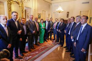 El presidente Alberto Fernández, hoy junto a los gobernadores que apoyen el acuerdo con el FMI.