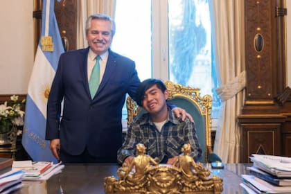 El presidente Alberto Fernández recibió a Mario Maximiliano Sánchez en la Casa Rosada