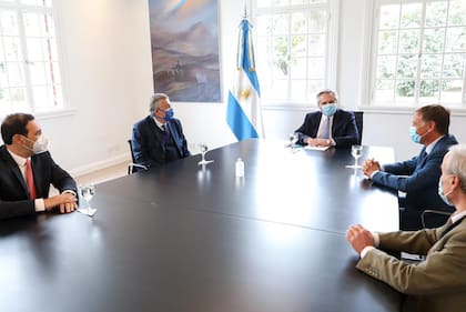 El presidente Alberto Fernández recibió a los gobernadores radicales de Jujuy, Gerardo Morales; Mendoza, Rodolfo Suárez; y Corrientes, Gustavo Valdés