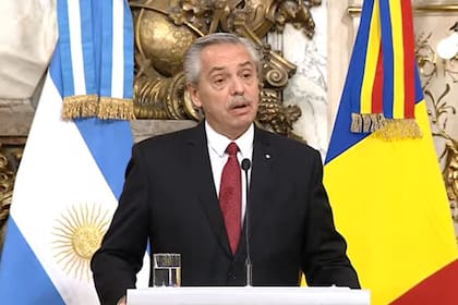 El presidente Alberto Fernández se refirió a la crisis económica luego de una conferencia de prensa con su par de Rumania