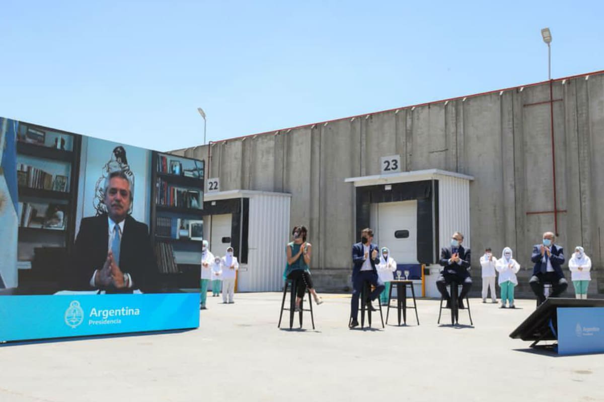 El presidente Alberto Fernández siguió el acto de anuncio de la inversión desde Olivos