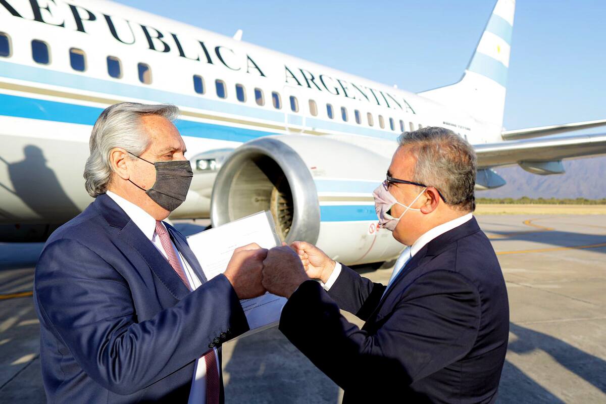 El presidente Alberto Fernández y el gobernador de Catamarca, Raúl Jalil, en una de las visitas del Presidente a la provincia