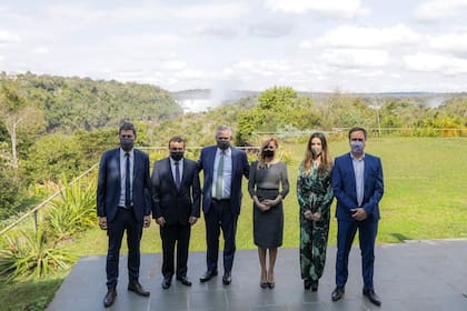 El presidente Alberto Fernández y la primera dama, Fabiola Yáñez, en la visita oficial a Misiones que despertó rumores de embarazo