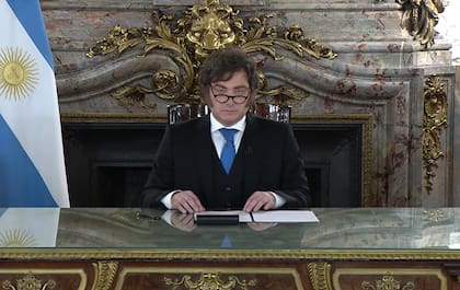 El presidente argentino, Javier Milei, en cadena nacional