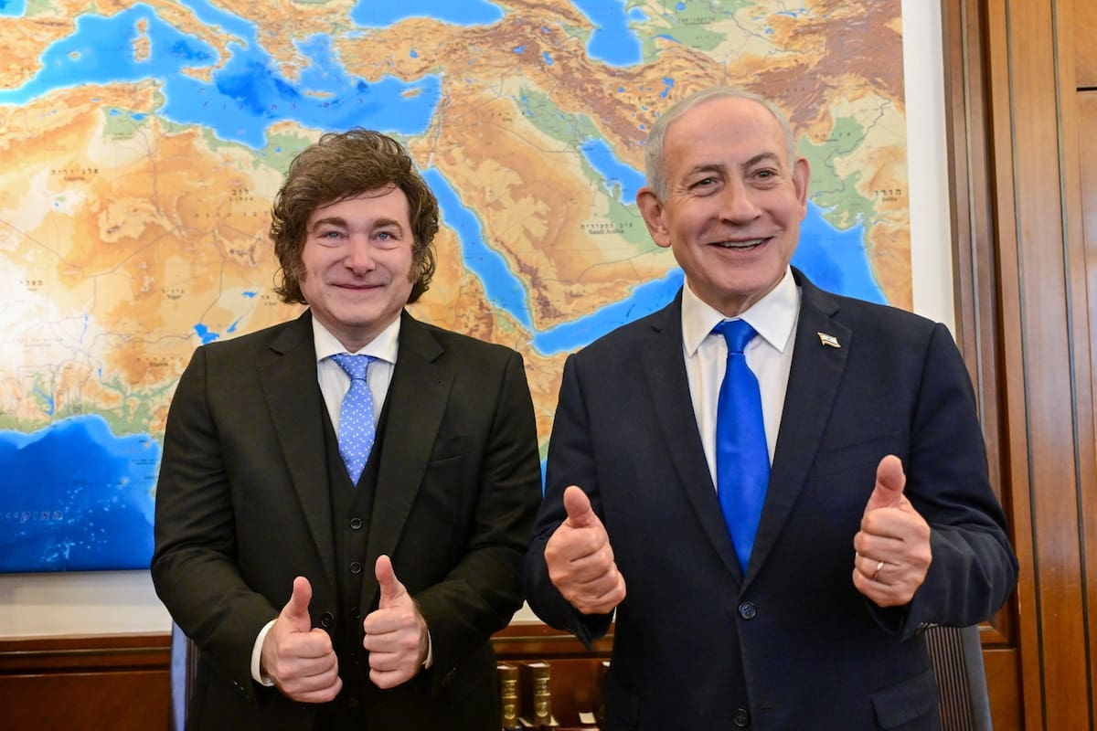 El presidente argentino Javier Milei junto al primer ministro de Israel Benjamin Netanyahu