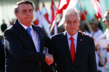 El presidente brasileño, Jair Bolsonaro, se reunió con su par chileno, Sebastián Piñera, para coordinar un encuentro entre los líderes de los países de la Amazonia con el objetivo de analizar la situación a partir de los incendios que se generaron en el último mes.