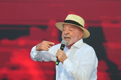 El presidente brasileño Luiz Inacio Lula da Silva en un evento en Taboao da Serra, Brasil, el 8 de agosto de 2026. (AP foto/Andre Penner)