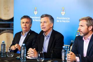 La UCR y Pro activaron el armado electoral en una parrilla palermitana
