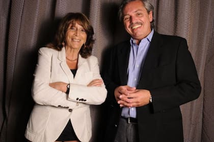 El Presidente compartió una foto junto a la periodista Magdalena Ruiz Guiñazú