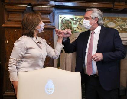 "Estoy redactando un pedido dirigido al Presidente para que actúe sobre los ámbitos de su competencia", dijo Carreras