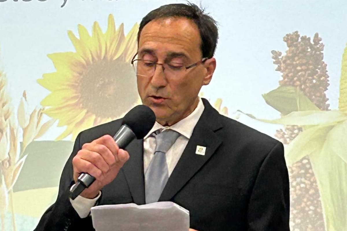 El presidente de Argentrigo, Martín Biscaisaque, leyó el discurso de las cadenas