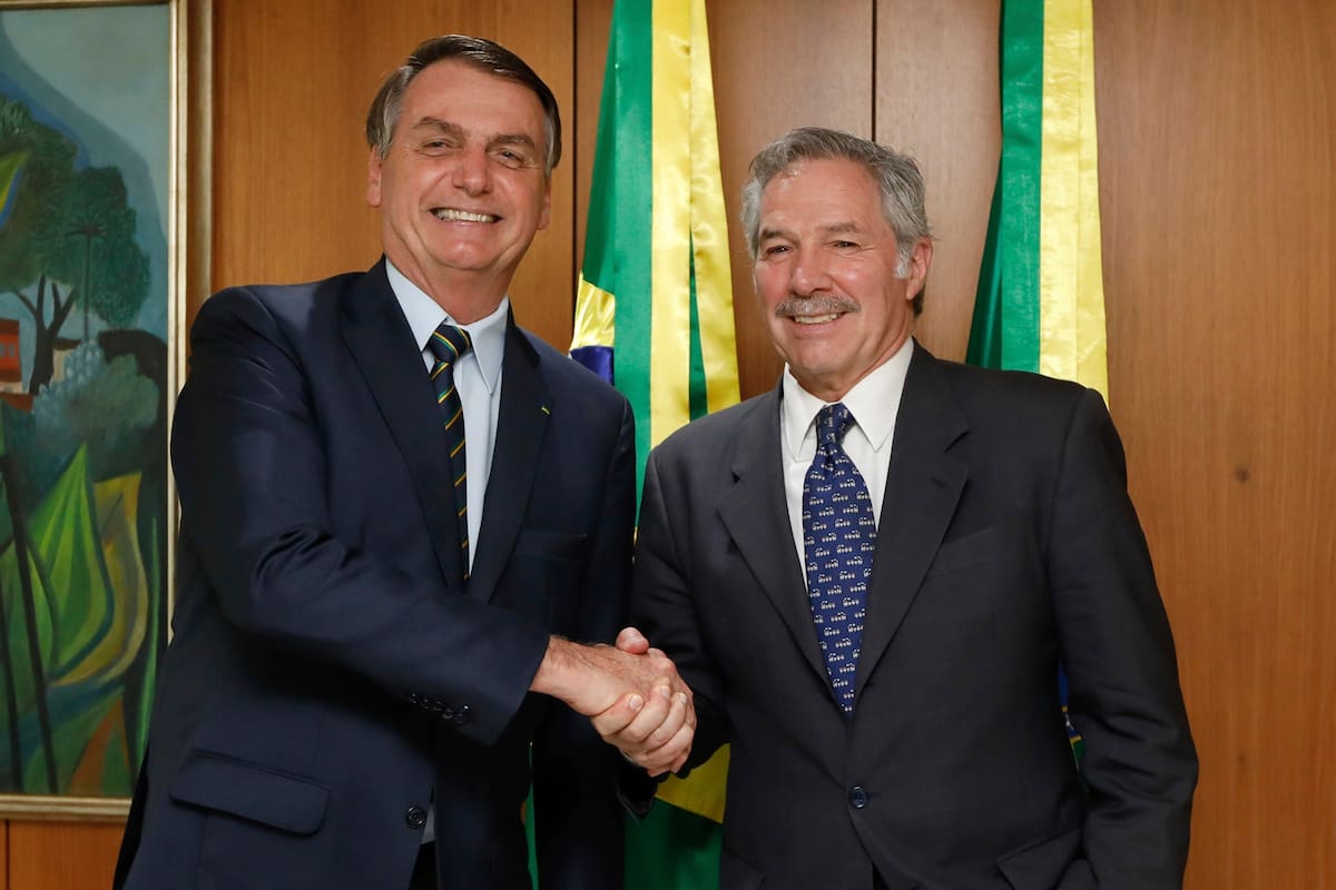 El presidente de Brasil invitó a Fernández durante la reunión que mantuvo con Felipe Solá en Brasilia