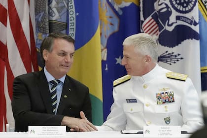 El presidente de Brasil, Jair Bolsonaro, firmó un acuerdo bilateral con Estados Unidos de cooperación militar que permitirá una mayor colaboración entre los países en ciencia y tecnología para fines de defensa.