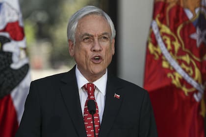 Para paliar el daño por coronavirus, Piñera hizo fuerte inyección de dinero en la economía chilena
