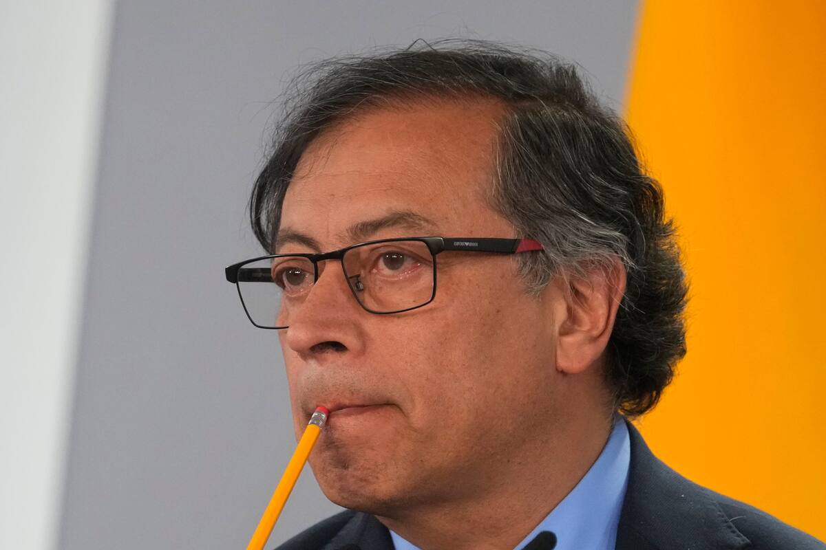 El presidente de Colombia, Gustavo Petro, enfrenta una pronunciada caída en la aceptación popular de su gestión