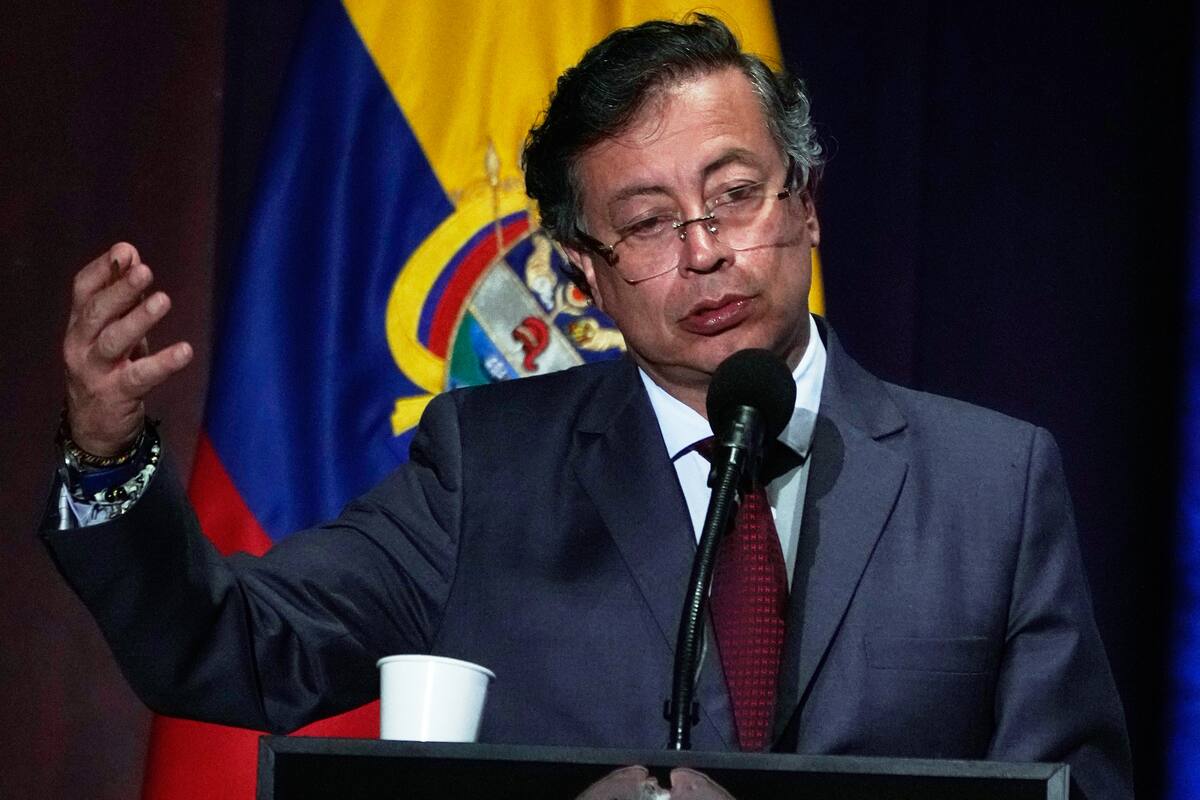 El presidente de Colombia, Gustavo Petro, habla en una ceremonia en Bogotá (Archivo)
