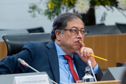 El presidente de Colombia, Gustavo Petro, participa en un desayuno-coloquio organizado por la CEOE, a 4 de mayo de 2023, en Madrid (España).