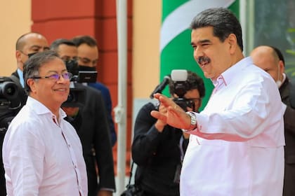 El presidente de Colombia indicó que va a mantener relaciones diplomáticas con Nicolás Maduro a pesar de que las elecciones no fueron libres