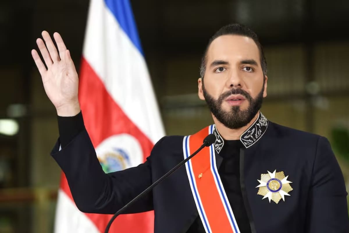 El presidente de El Salvador, Nayib Bukele, impulsó la reforma constitucional para permitir la cadena perpetua en el marco de su estrategia de seguridad (AP Foto/Salvador Meléndez)