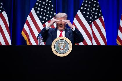 La enfermedad de Trump reforzó la incertidumbre y el escepticismo en parte del electorado