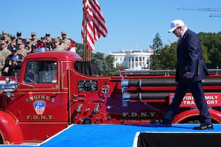 Trump rinde homenaje a víctimas del 11-S en Washington y promete “no olvidar jamás”