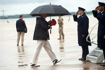 El presidente de Estados Unidos, Donald Trump, llega a la base conjunta Andrews en Maryland para abordar el Air Force One el 29 de agosto de 2020