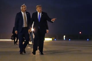 Trump dice que el acuerdo para reabrir el estrecho de Ormuz podría llegar el miércoles